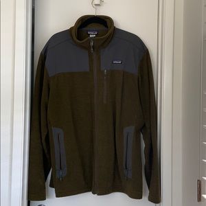 Patagonia cardigan, hunter green. Size xxl